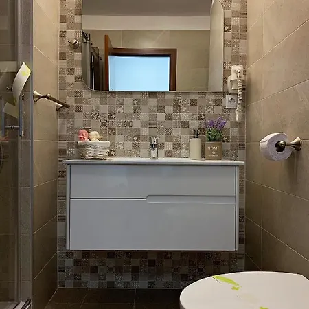 Luxury Mamaia Nord * Нэводари