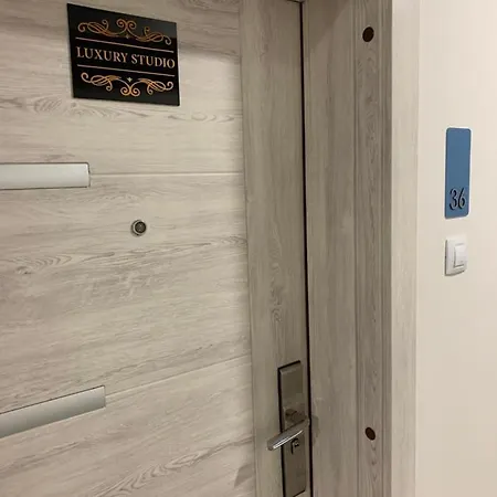 Luxury Mamaia Nord Апартаменты *